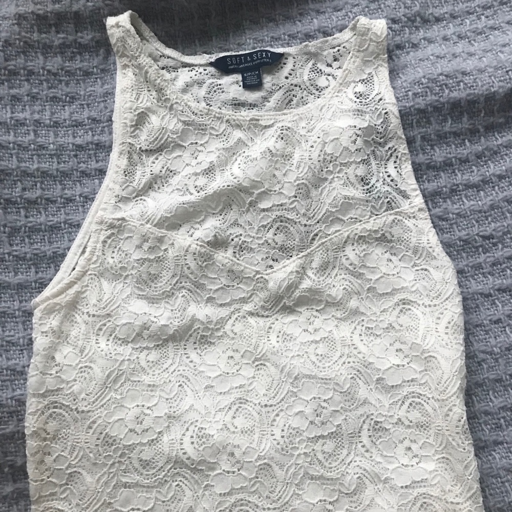 American Eagle cream lace crop top